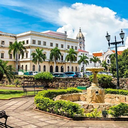 Boutique Apartment In Old Town Panama City Exteriör bild